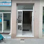 Paseo De *